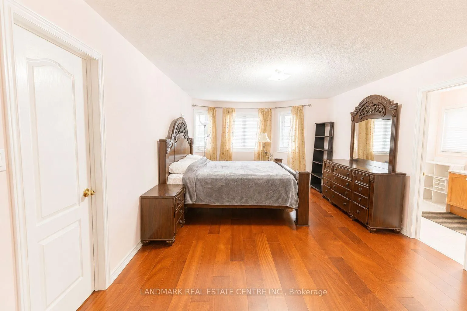 Photo 12 of 12 Highvalley Circle, Brampton, Bram East — HOMEH