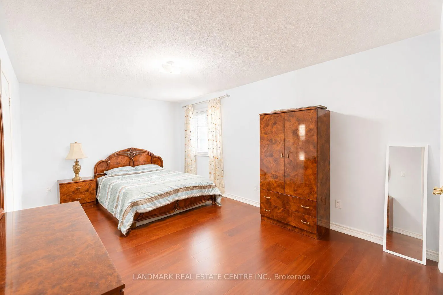 Photo 15 of 12 Highvalley Circle, Brampton, Bram East — HOMEH