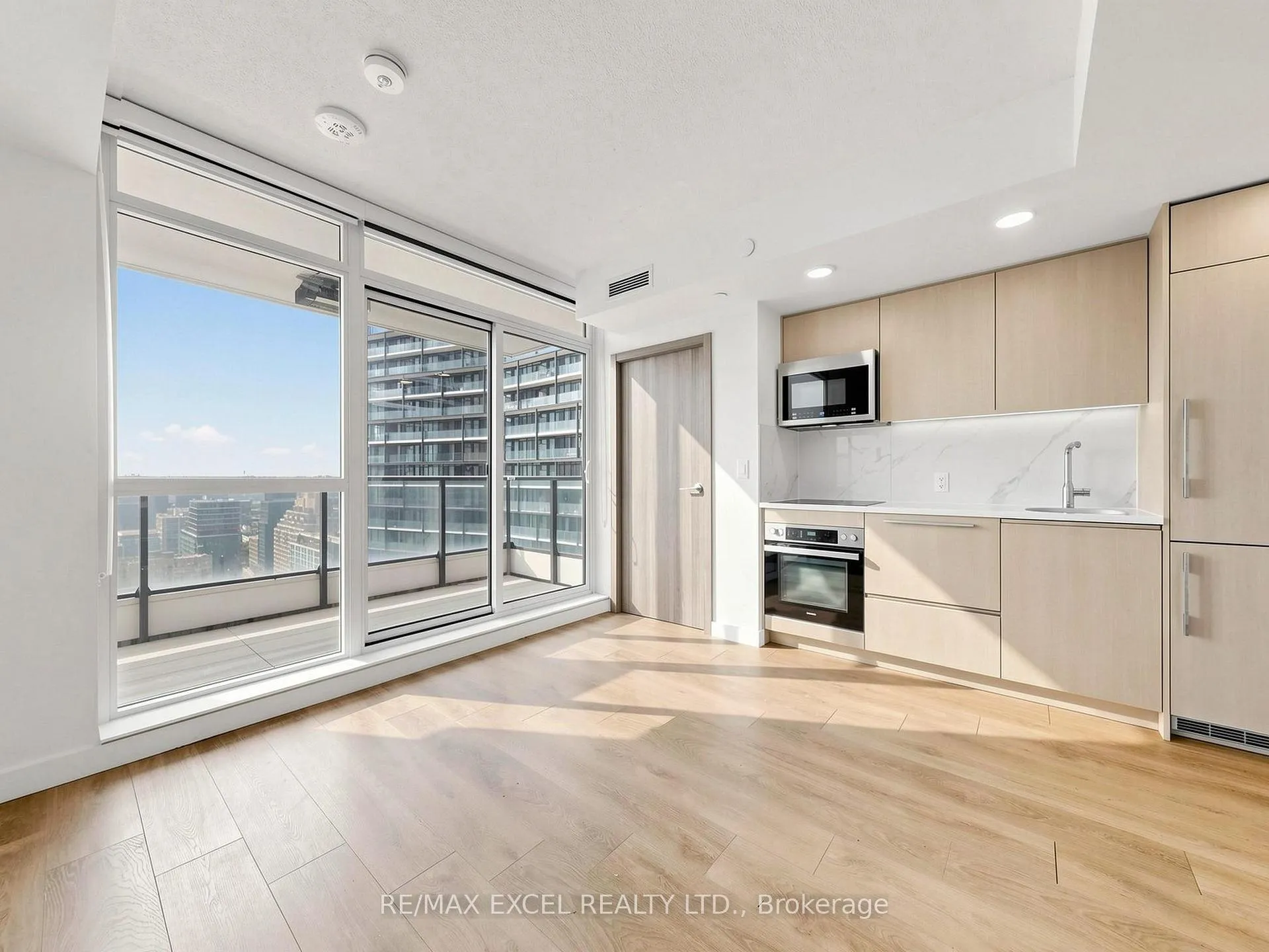 Photo 1 of Unit 2909, 38 Widmer St, Toronto, Waterfront Communities — HOMEH