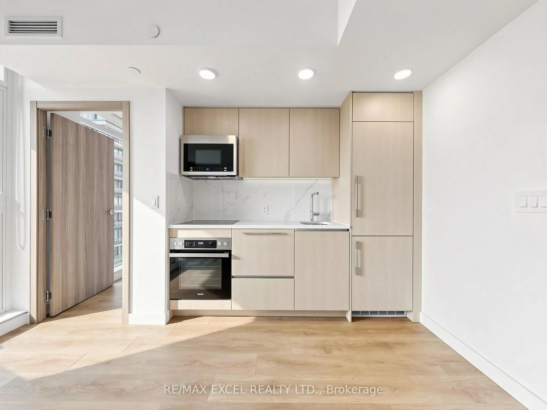 Photo 6 of Unit 2909, 38 Widmer St, Toronto, Waterfront Communities — HOMEH