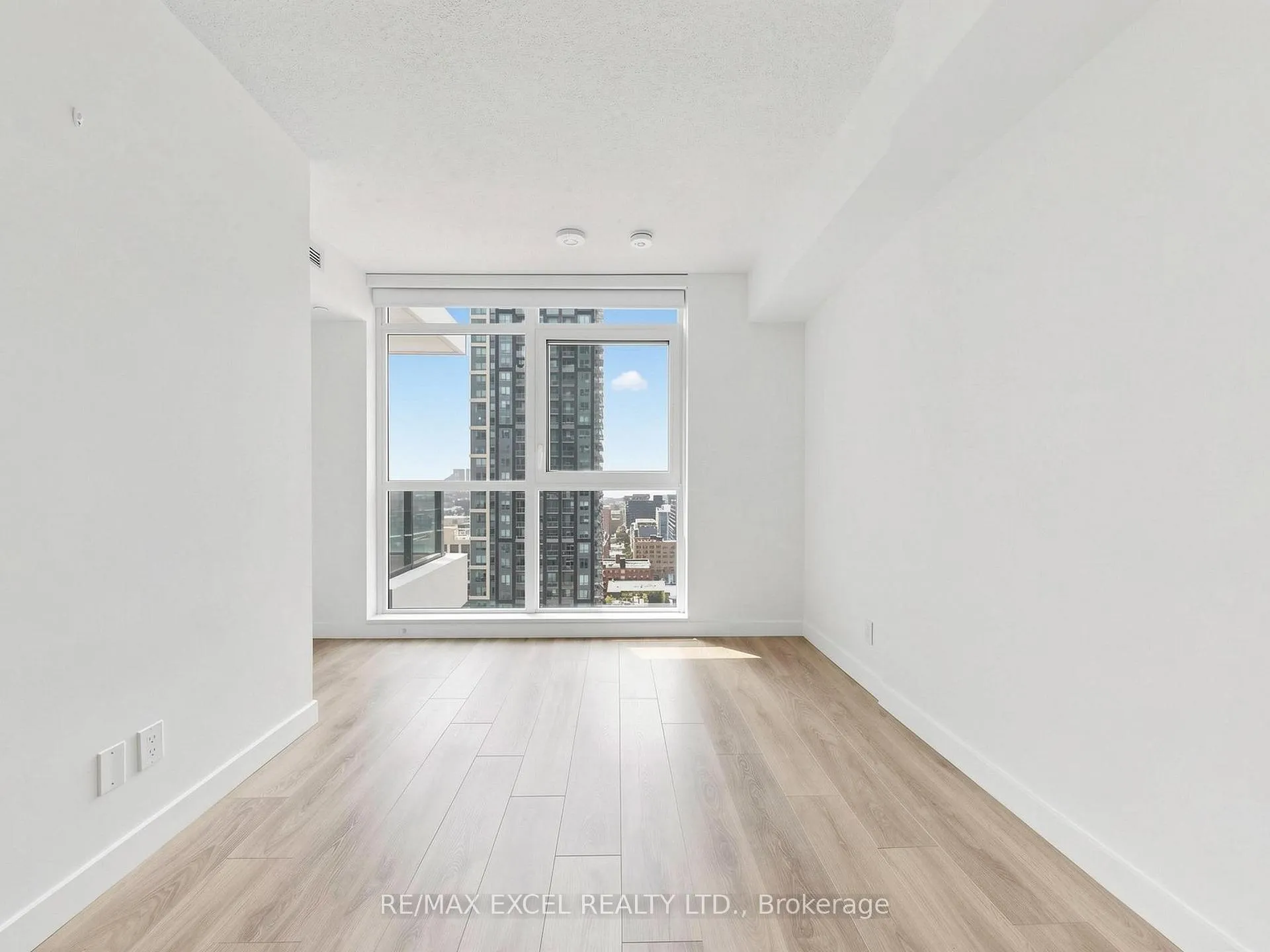 Photo 9 of Unit 2909, 38 Widmer St, Toronto, Waterfront Communities — HOMEH
