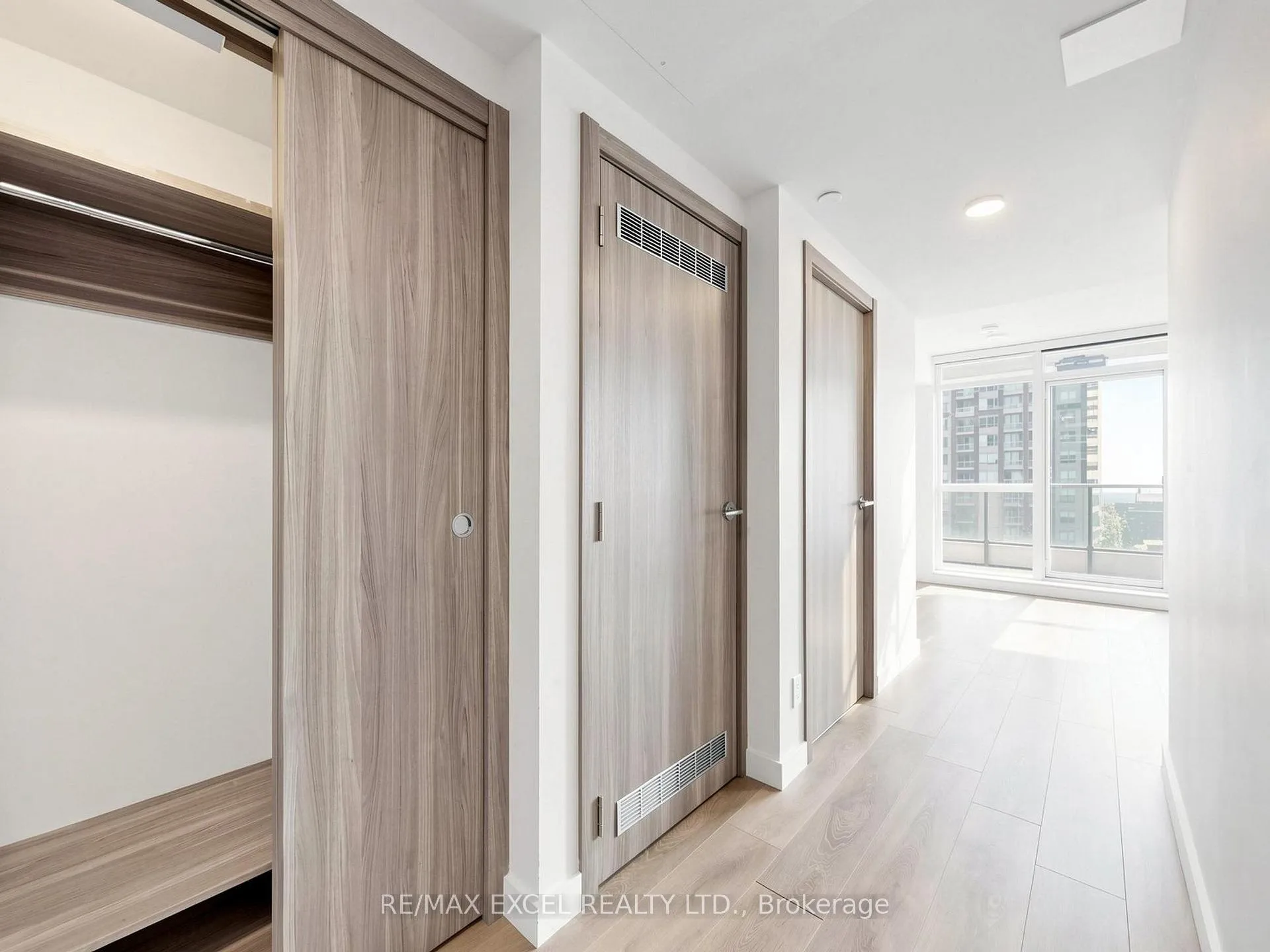 Photo 15 of Unit 2909, 38 Widmer St, Toronto, Waterfront Communities — HOMEH