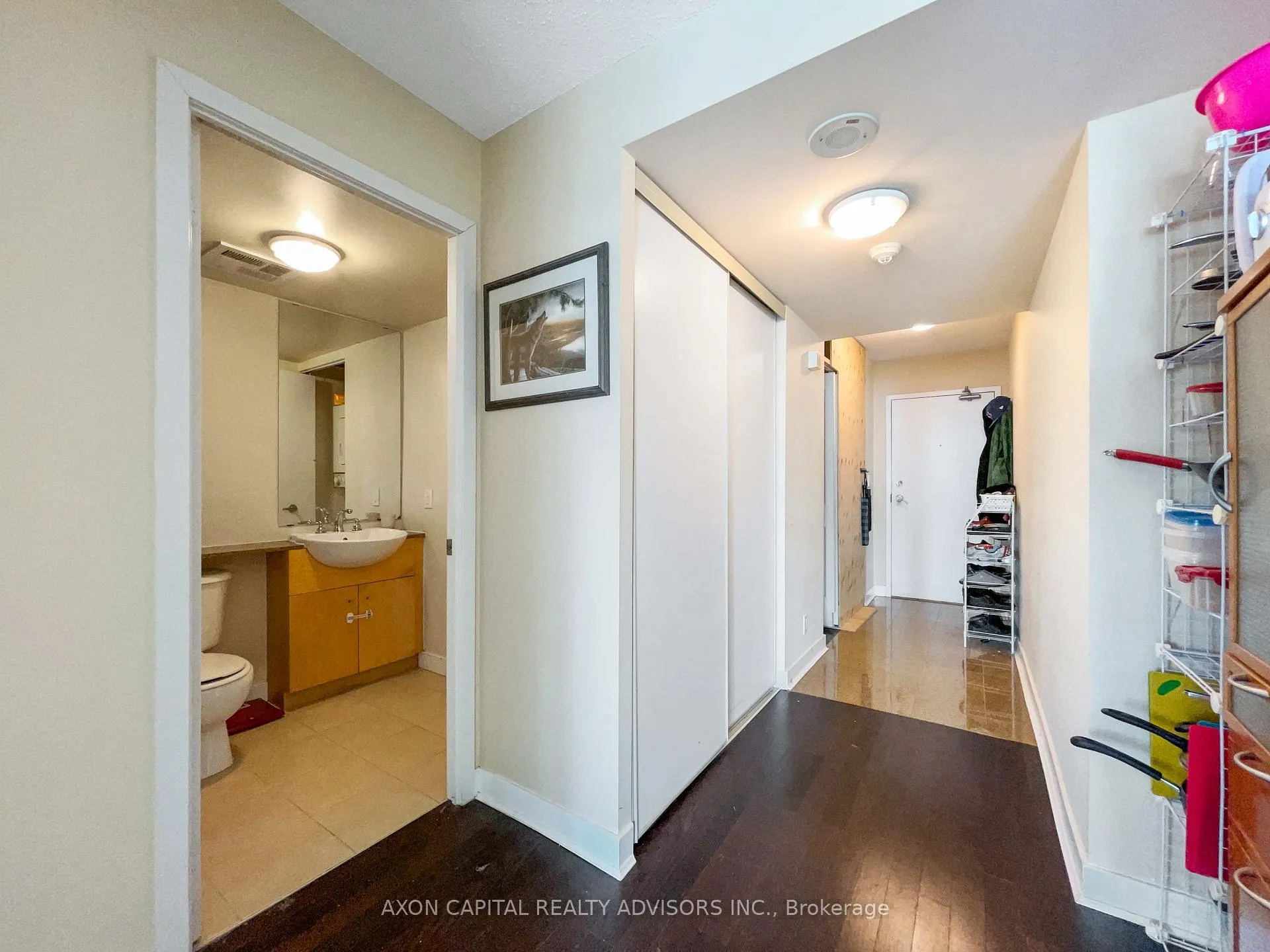 Photo 5 of Unit 1711, 397 Front Street W, Toronto, Waterfront Communities — HOMEH