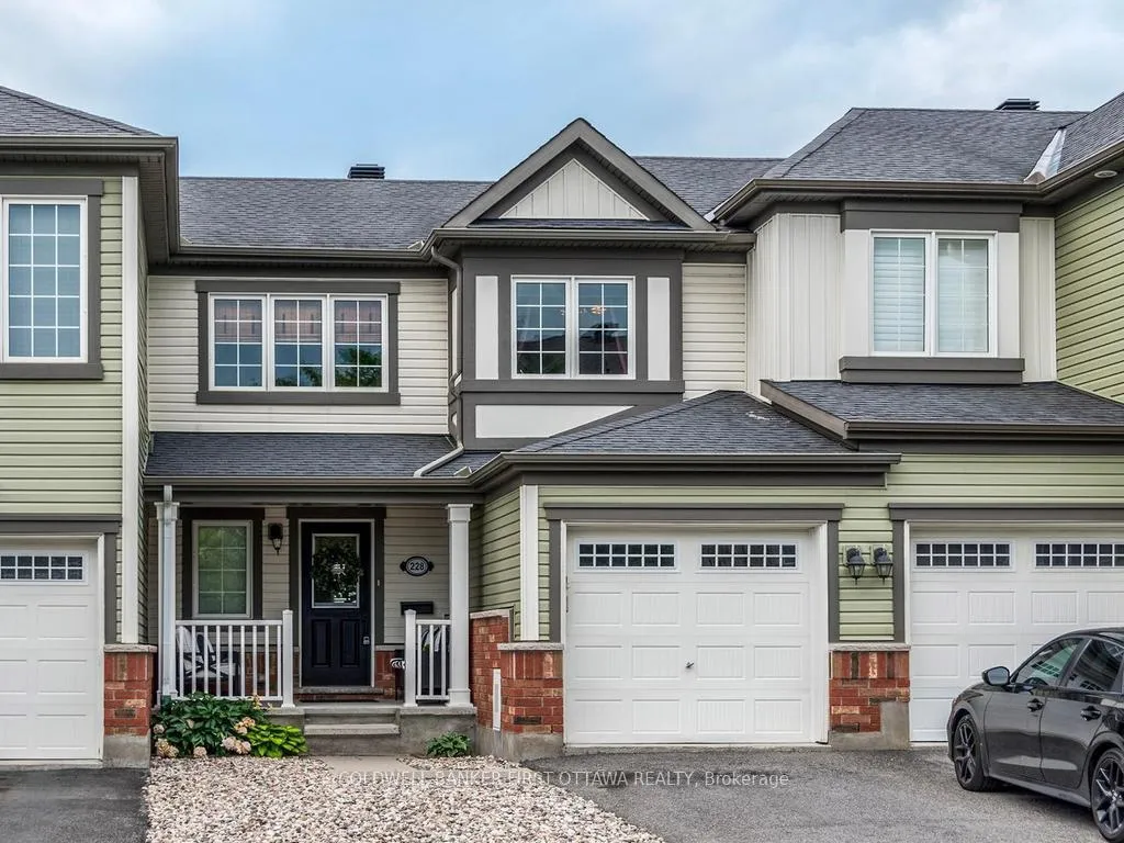 Photo 1 of 228 Par-La-Ville Circle, Ottawa, Stittsville (North) — HOMEH