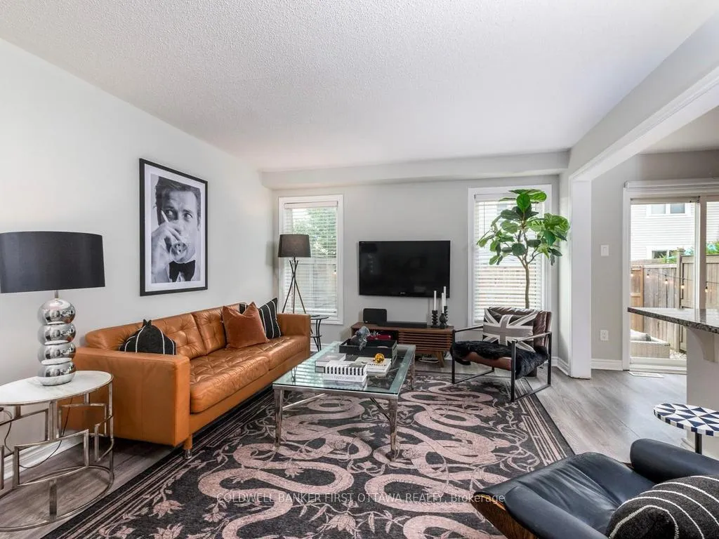 Photo 6 of 228 Par-La-Ville Circle, Ottawa, Stittsville (North) — HOMEH