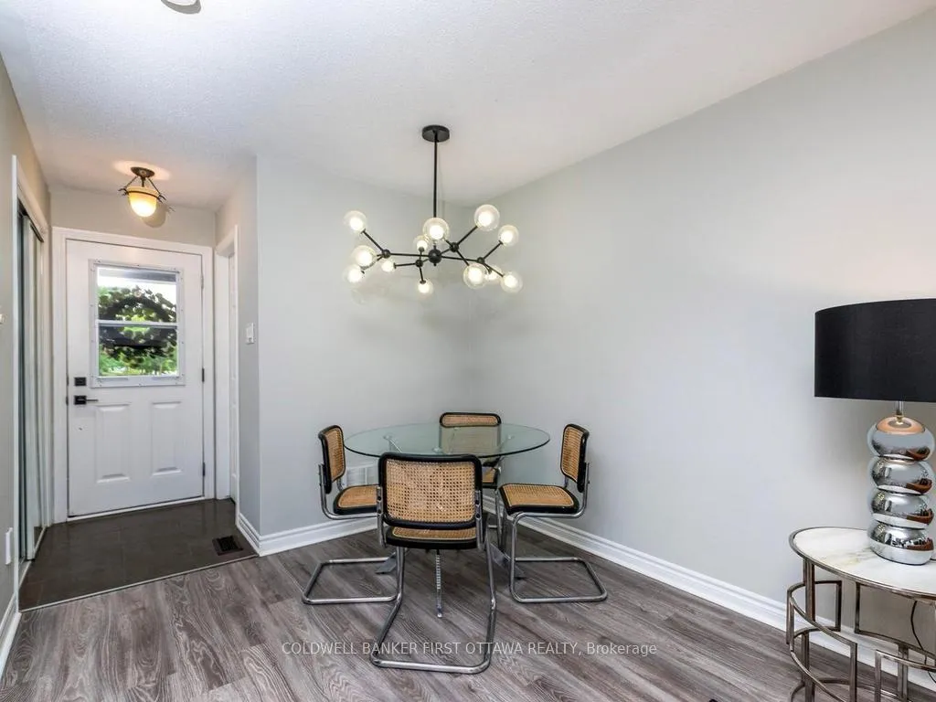 Photo 8 of 228 Par-La-Ville Circle, Ottawa, Stittsville (North) — HOMEH