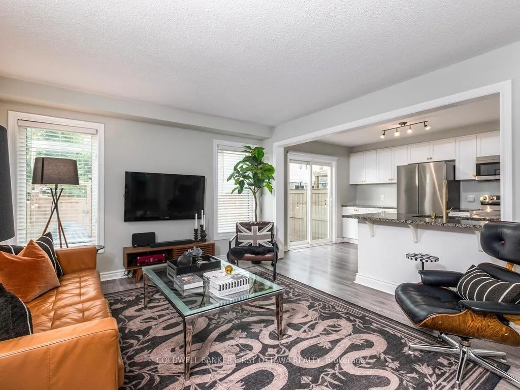 Photo 10 of 228 Par-La-Ville Circle, Ottawa, Stittsville (North) — HOMEH