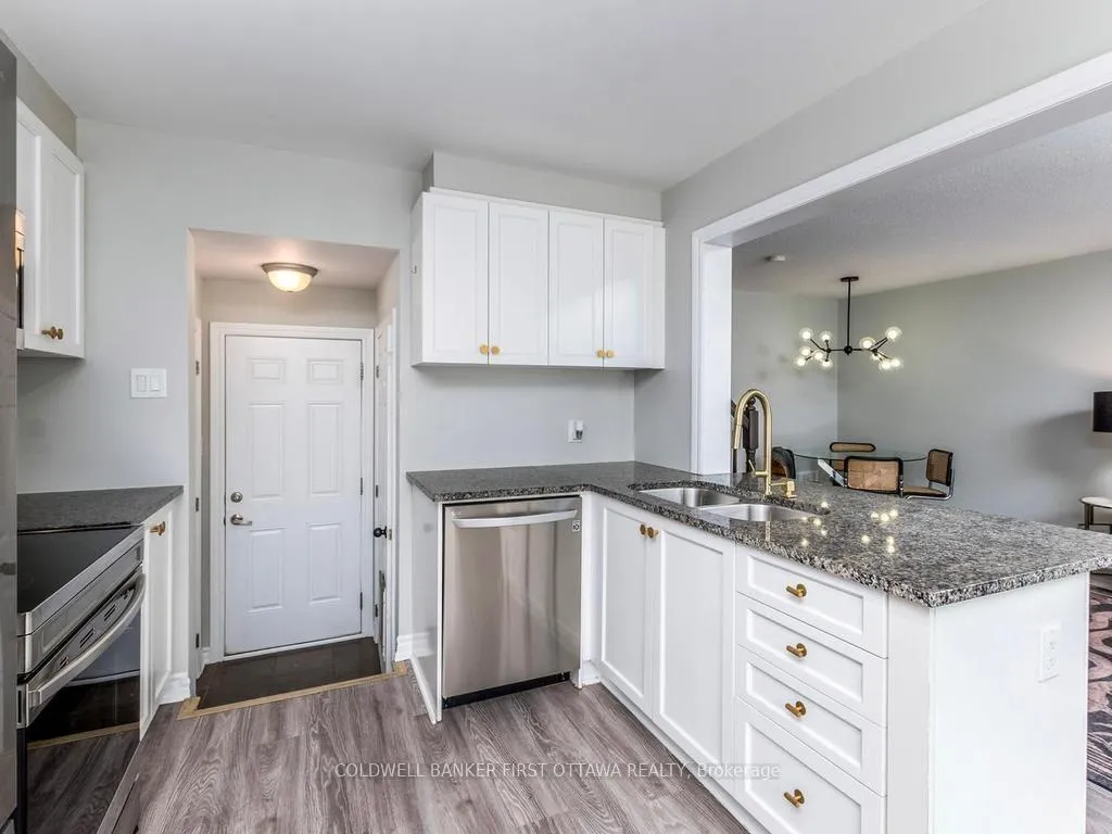 Photo 14 of 228 Par-La-Ville Circle, Ottawa, Stittsville (North) — HOMEH