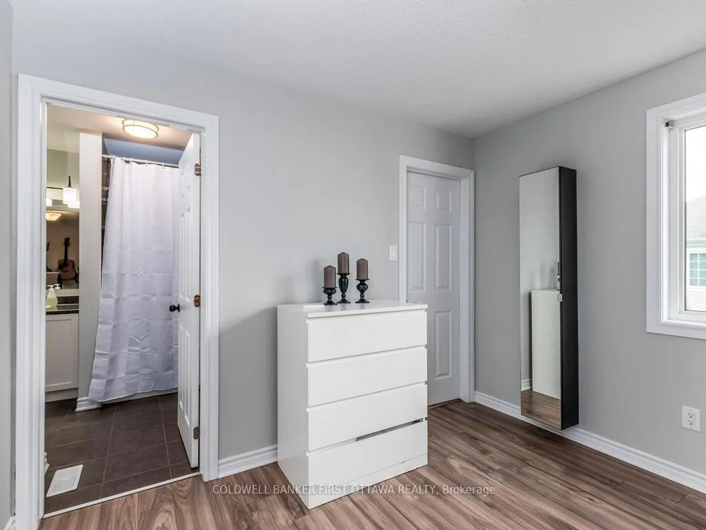 Photo 20 of 228 Par-La-Ville Circle, Ottawa, Stittsville (North) — HOMEH