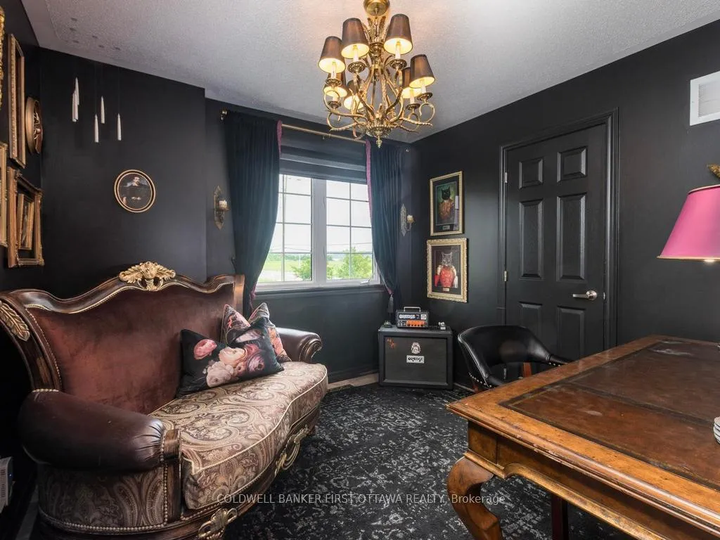 Photo 23 of 228 Par-La-Ville Circle, Ottawa, Stittsville (North) — HOMEH