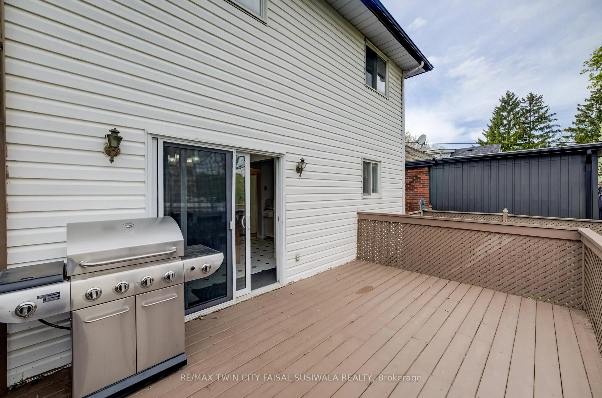 Photo 13 of 43 Middleton Street, Cambridge, Christopher-Champlain — HOMEH