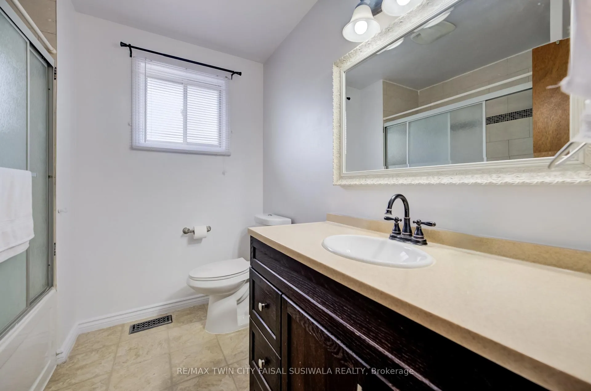 Photo 21 of 43 Middleton Street, Cambridge, Christopher-Champlain — HOMEH