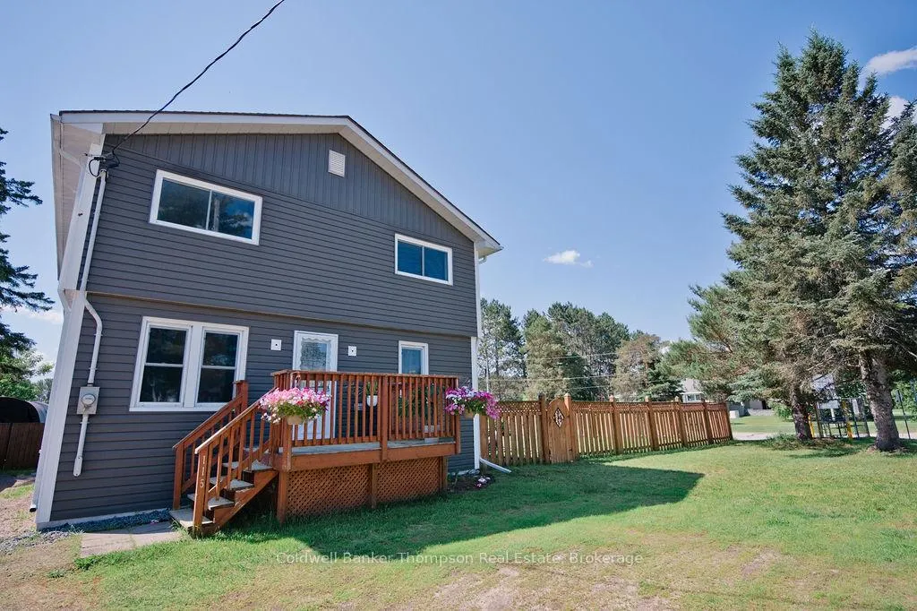 Photo 2 of 115 Ottawa Avenue, South River — HOMEH