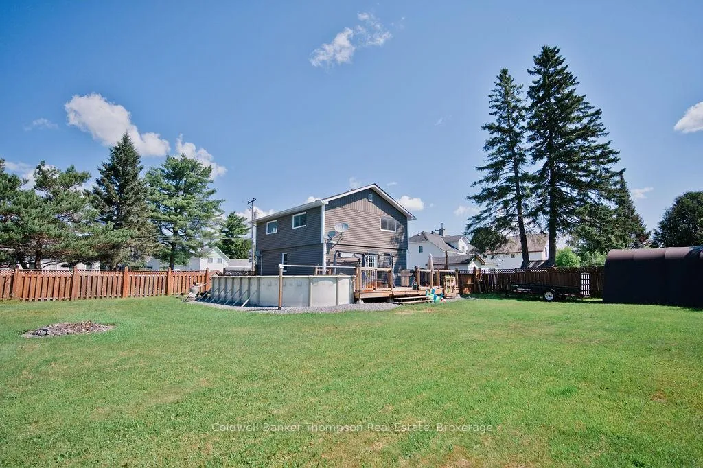 Photo 5 of 115 Ottawa Avenue, South River — HOMEH
