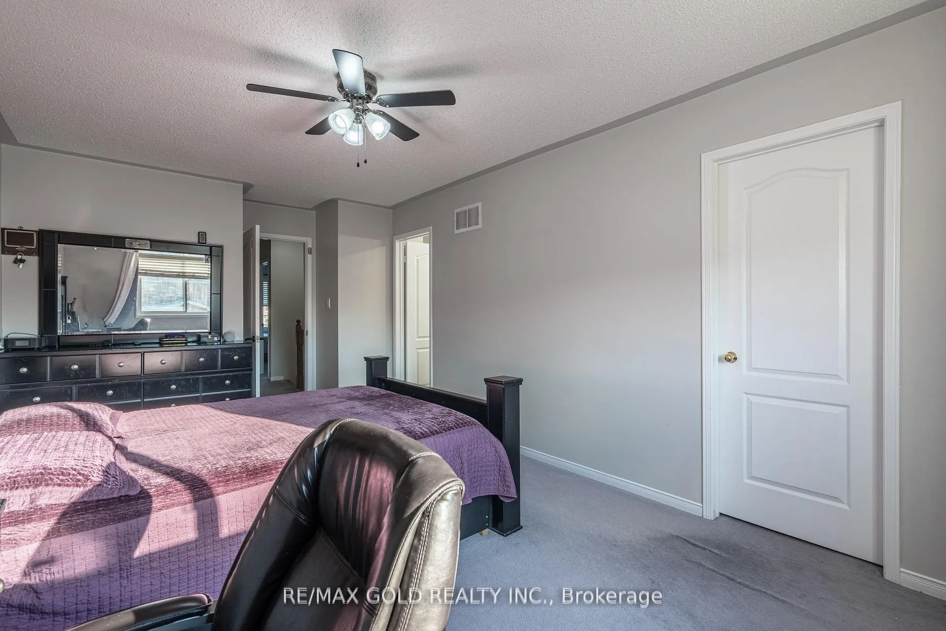 Photo 13 of 7 Sand Cherry Crescent, Brampton, Sandringham-Wellington — HOMEH