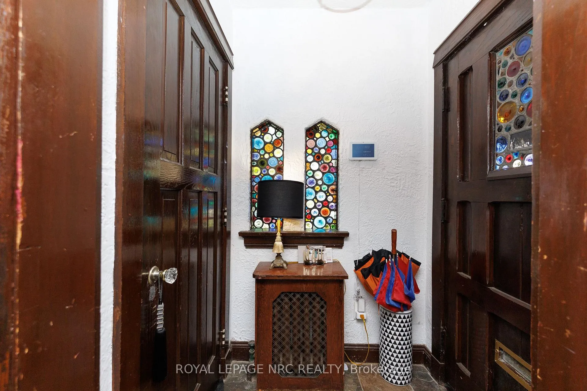 Photo 5 of 52 Yates Street, St. Catharines, Downtown — HOMEH