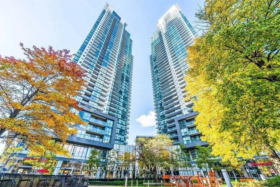 Front of Unit 302, 5168 Yonge Street