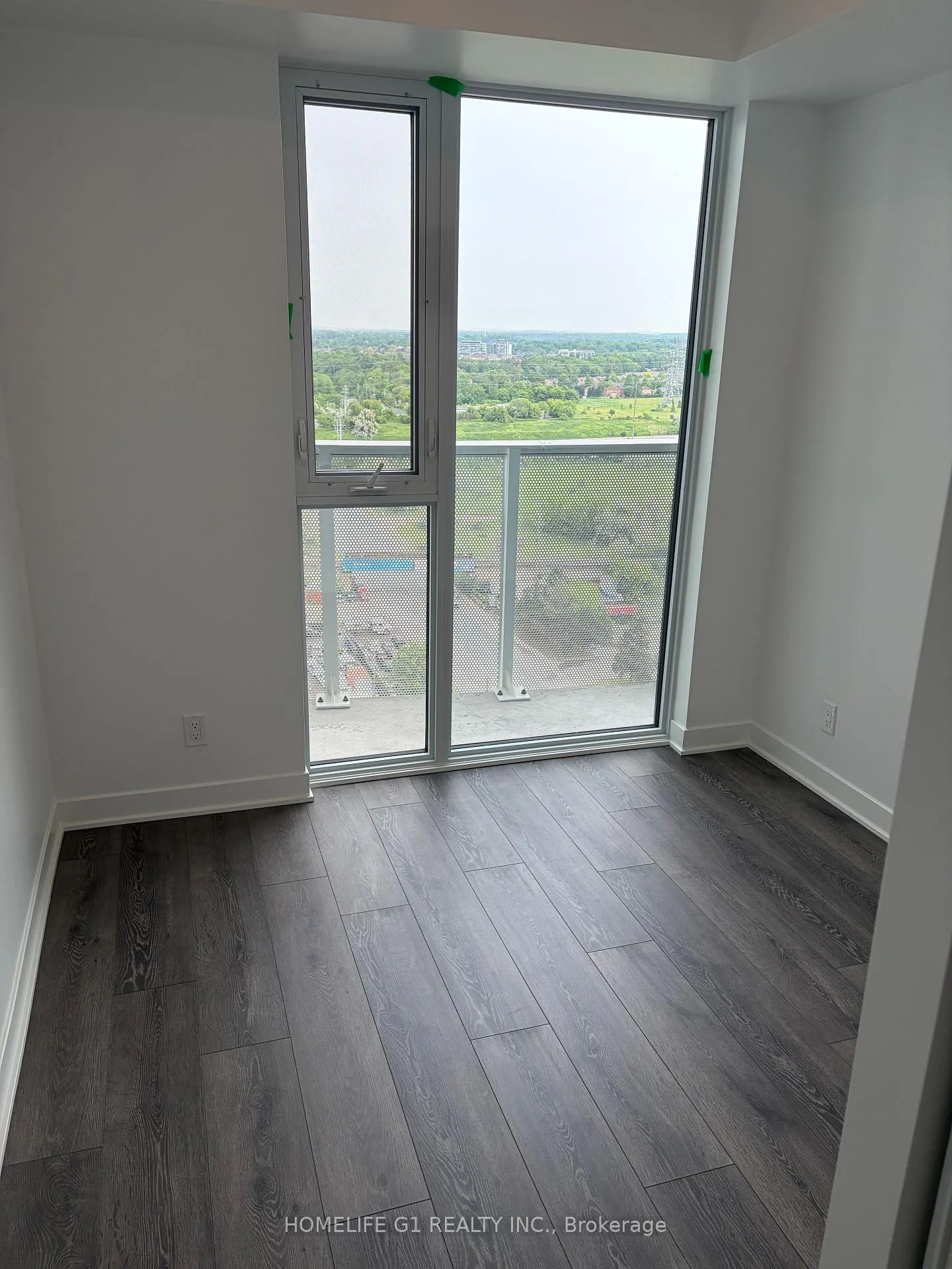 Photo 8 of Unit 1718, 6 Flavelle Trail, Vaughan, Steeles West Industrial — HOMEH