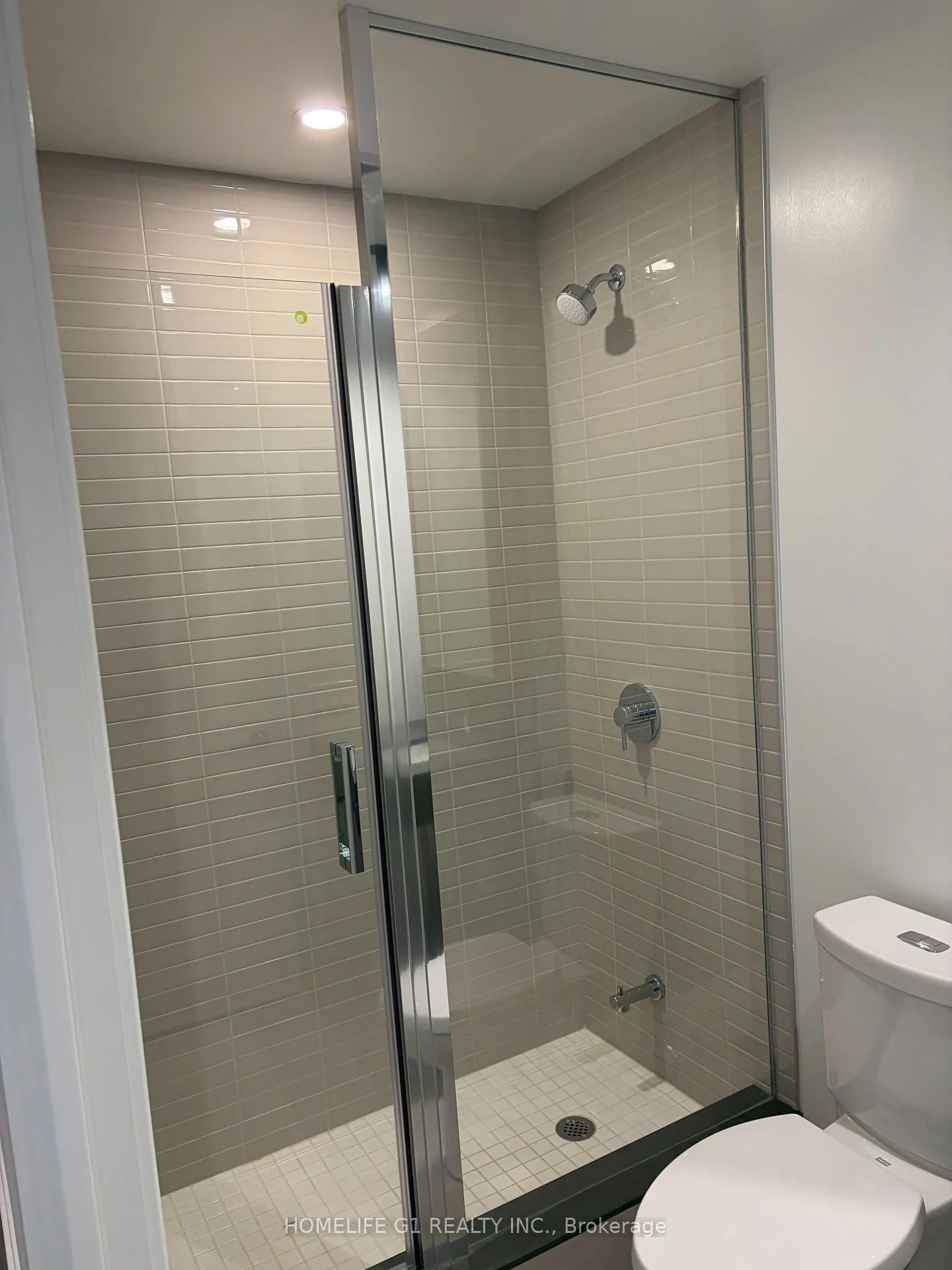 Photo 12 of Unit 1718, 6 Flavelle Trail, Vaughan, Steeles West Industrial — HOMEH