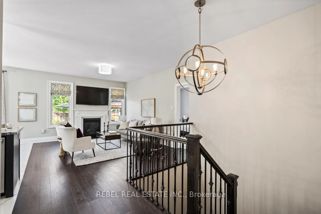Photo 7 of 62 Willoughby Place, Clarington, Bowmanville — HOMEH