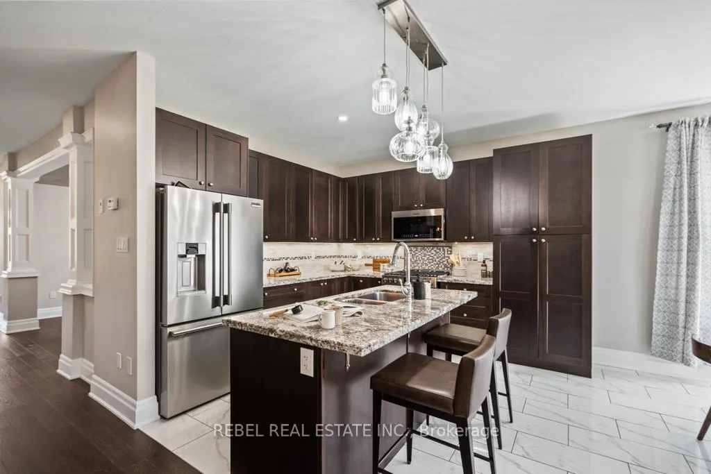 Photo 12 of 62 Willoughby Place, Clarington, Bowmanville — HOMEH