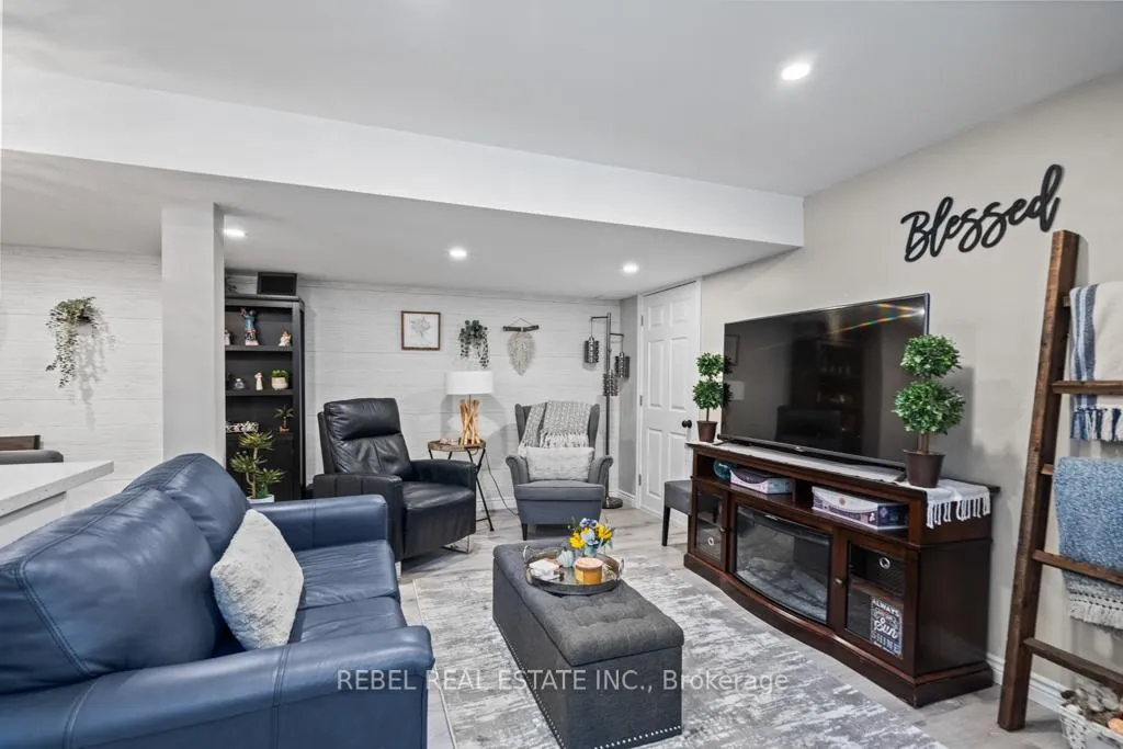 Photo 28 of 62 Willoughby Place, Clarington, Bowmanville — HOMEH