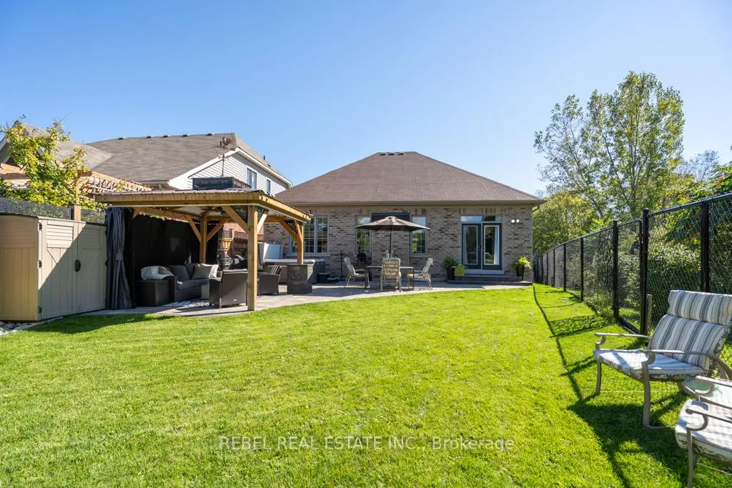 Photo 37 of 62 Willoughby Place, Clarington, Bowmanville — HOMEH