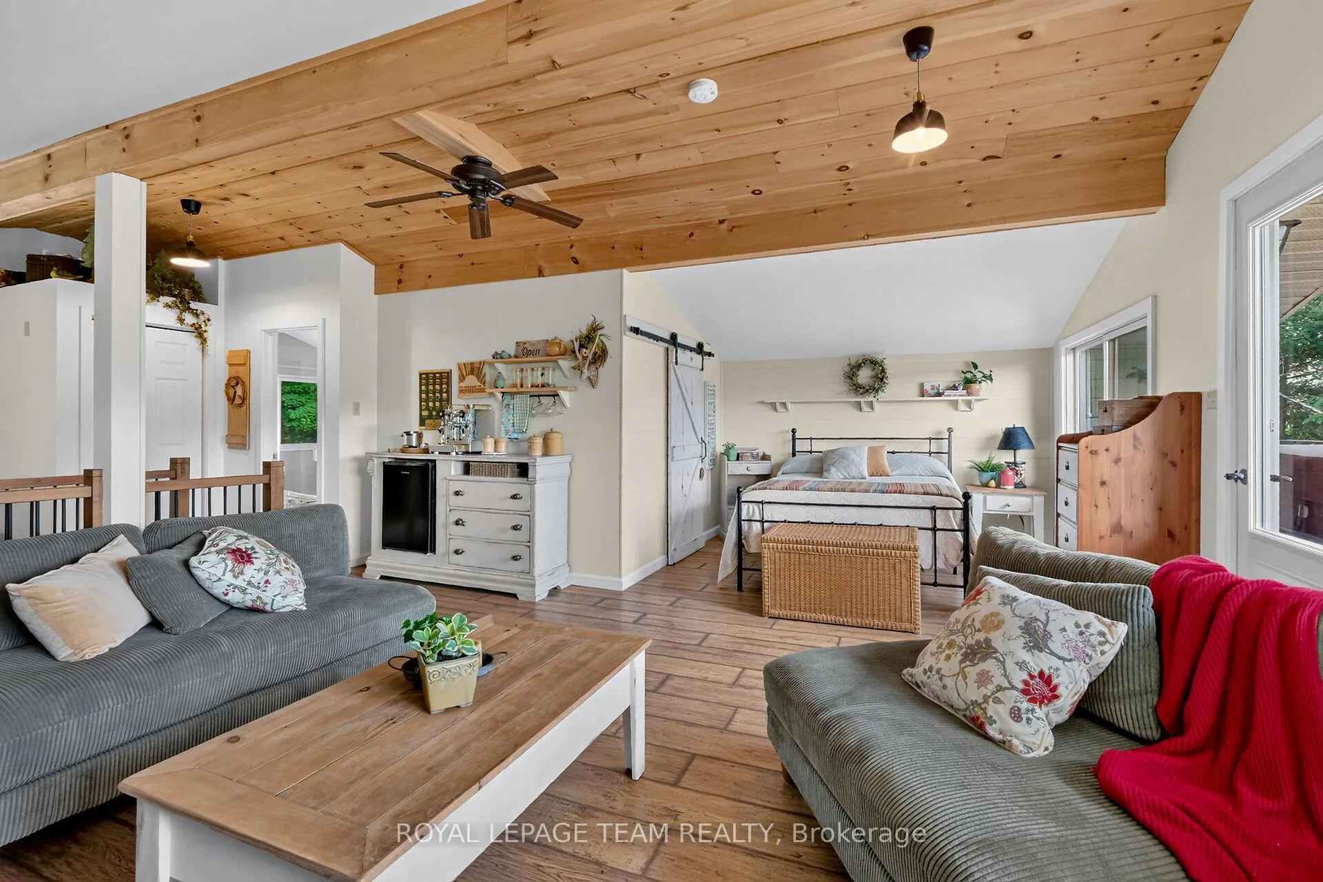 Photo 19 of 102 A Mcvicar Lane, McNab/Braeside, Mcnab/Braeside Twps — HOMEH