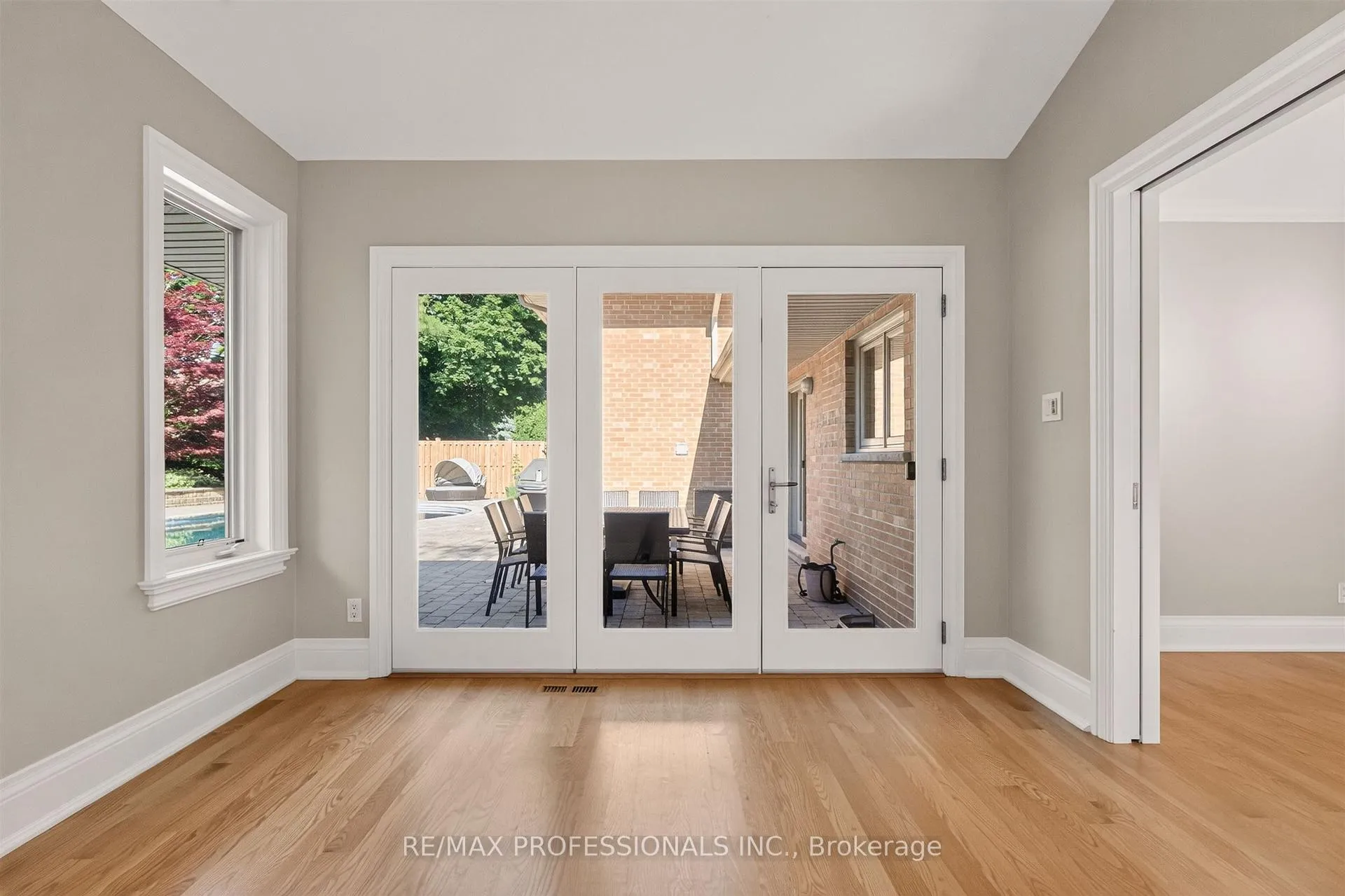 Photo 16 of 28 Aylesbury Road, Etobicoke, Princess-Rosethorn — HOMEH