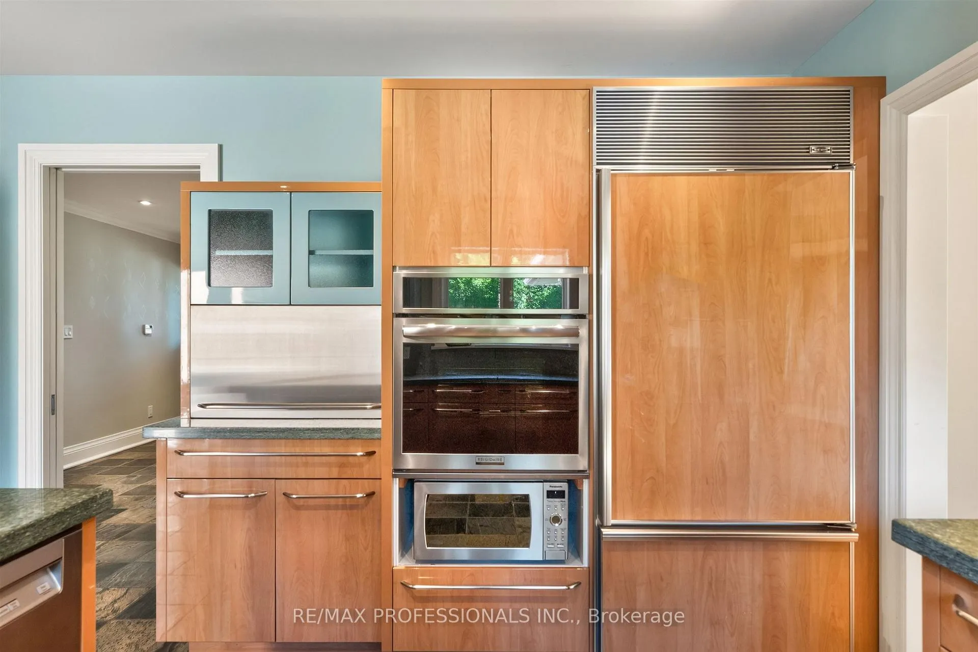Photo 20 of 28 Aylesbury Road, Etobicoke, Princess-Rosethorn — HOMEH