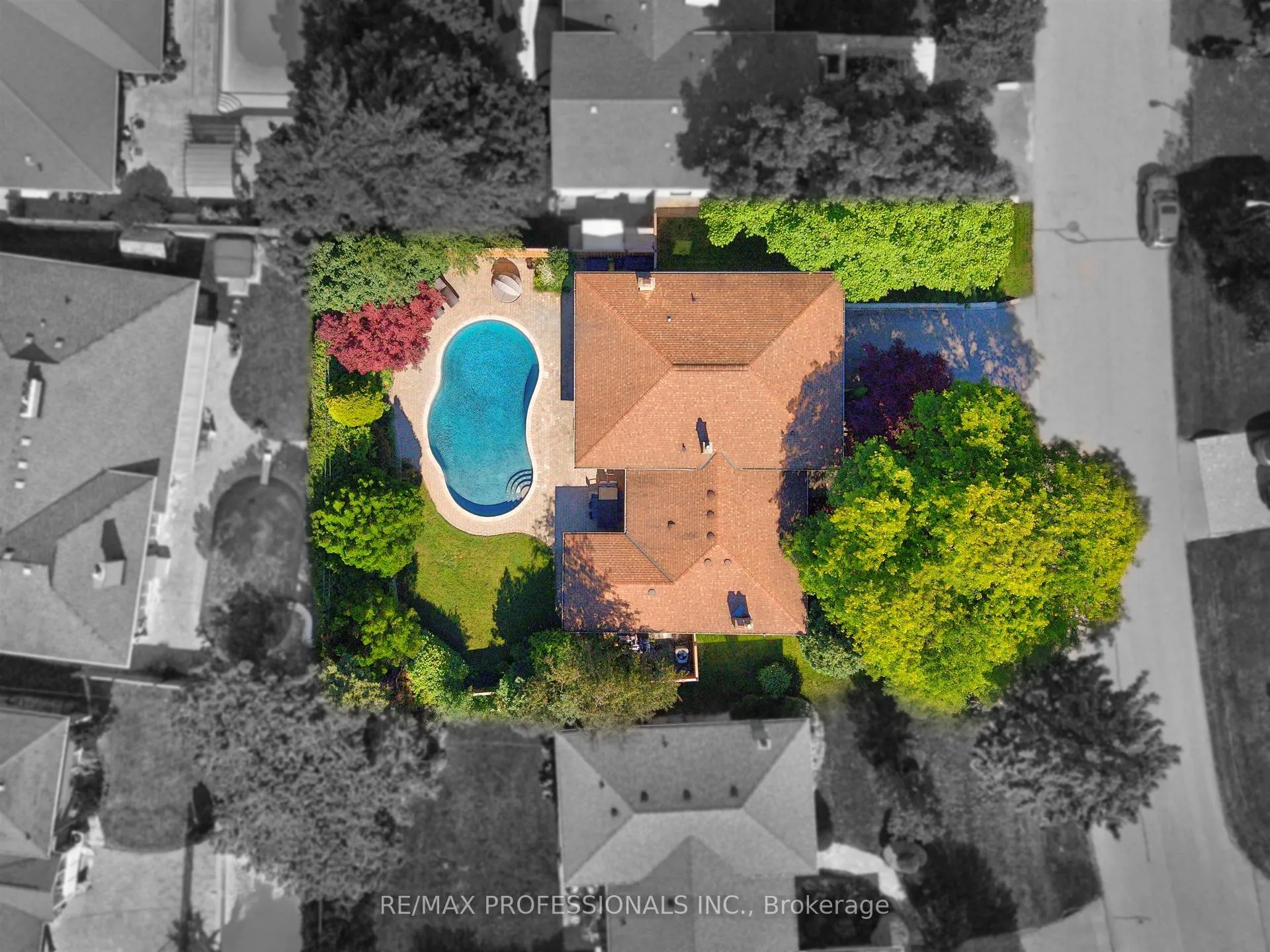 Photo 47 of 28 Aylesbury Road, Etobicoke, Princess-Rosethorn — HOMEH