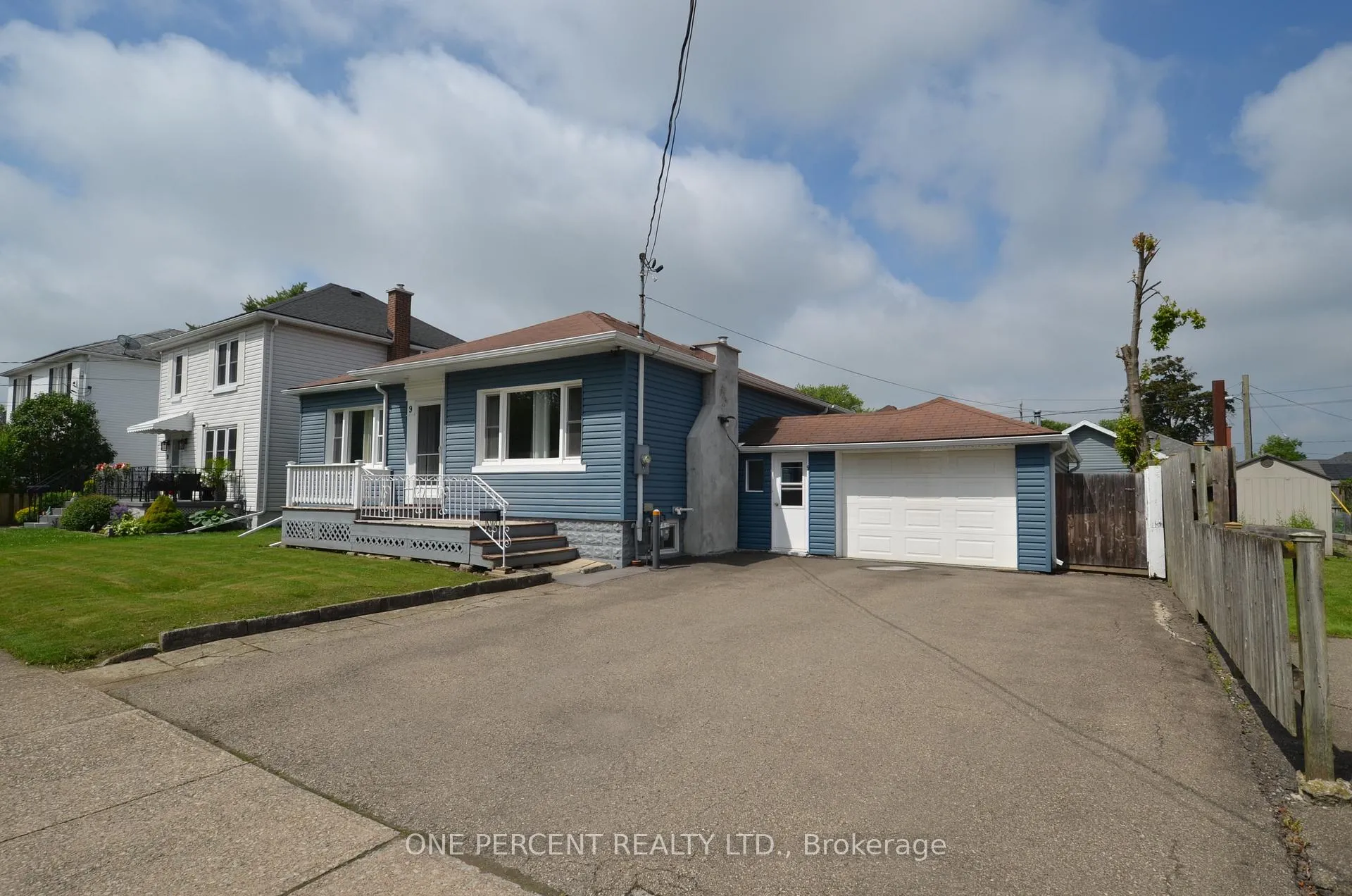 Photo 1 of 9 Lyons Avenue, Welland, Lincoln/Crowland — HOMEH