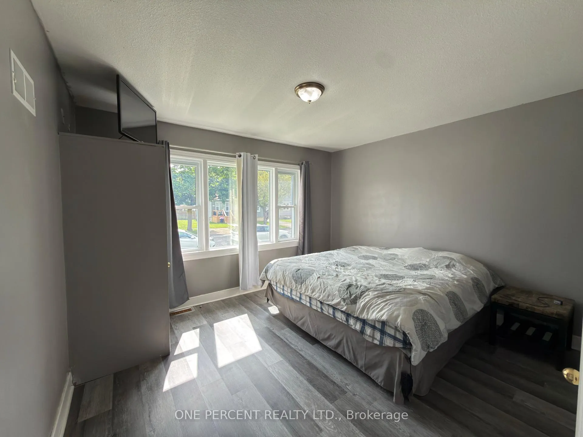 Photo 7 of 9 Lyons Avenue, Welland, Lincoln/Crowland — HOMEH