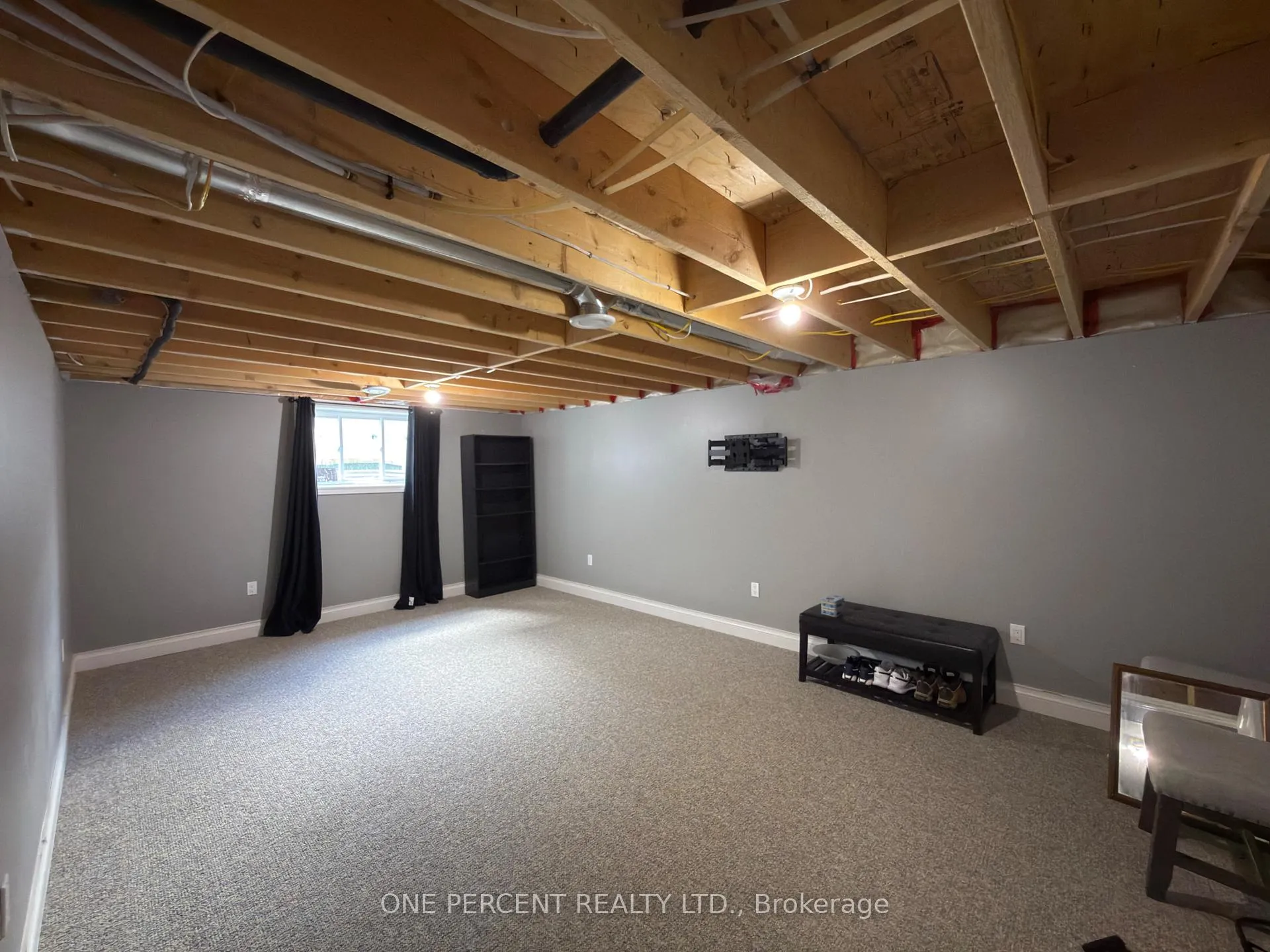 Photo 11 of 9 Lyons Avenue, Welland, Lincoln/Crowland — HOMEH
