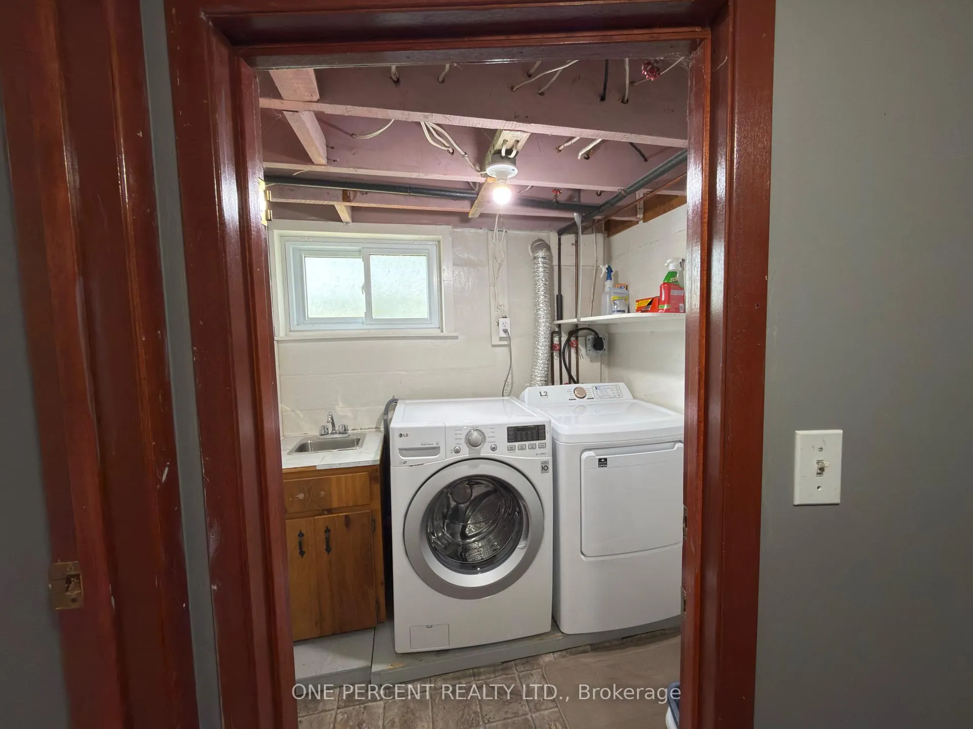 Photo 17 of 9 Lyons Avenue, Welland, Lincoln/Crowland — HOMEH
