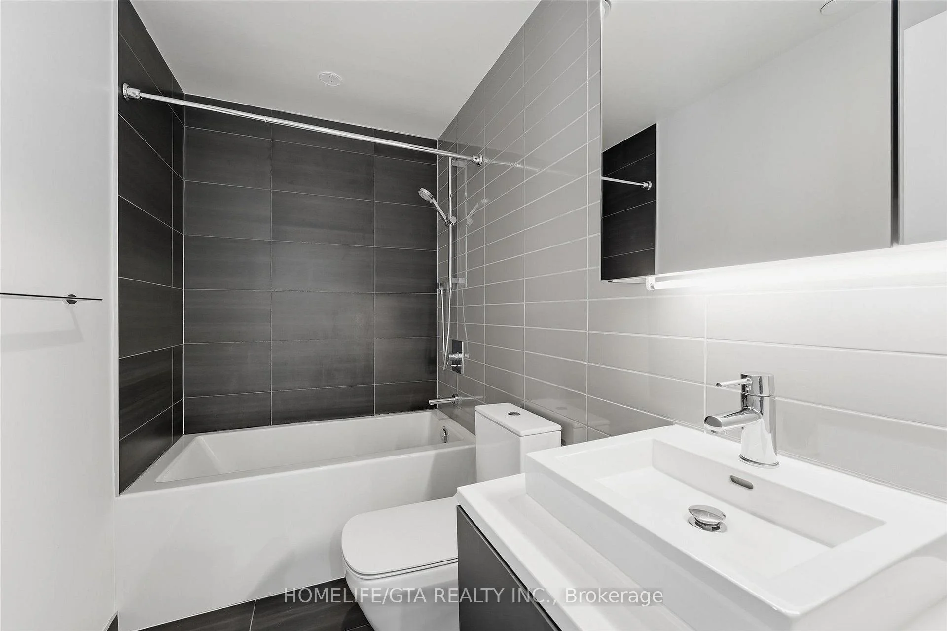 Photo 15 of Unit 612, 170 Bayview Avenue, Toronto, Waterfront Communities — HOMEH