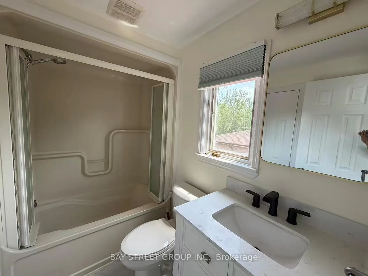 Photo 4 of Unit 3, 19 Dunsfold Drive, Scarborough, Malvern — HOMEH