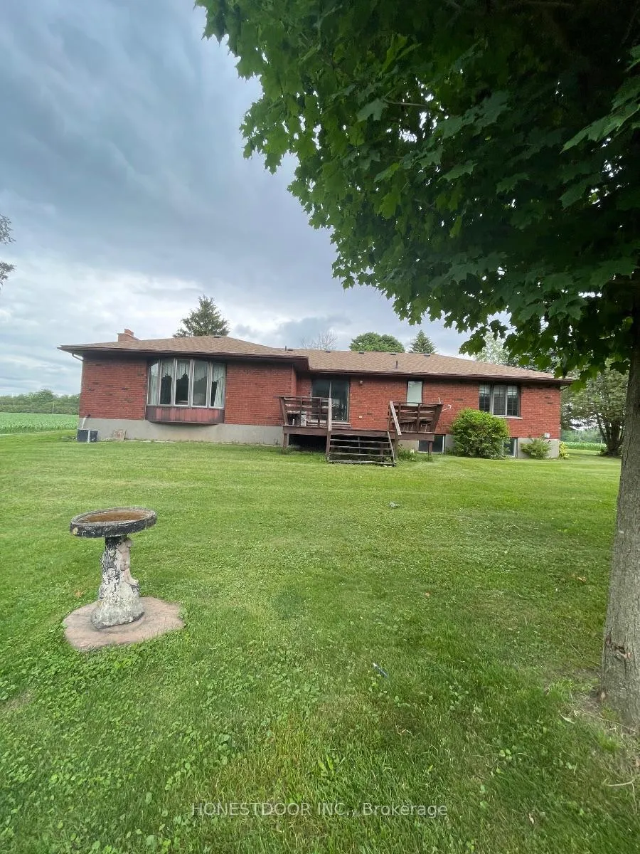Photo 3 of 21021 Cherry Hill Road, Thames Centre, Rural Thames Centre — HOMEH