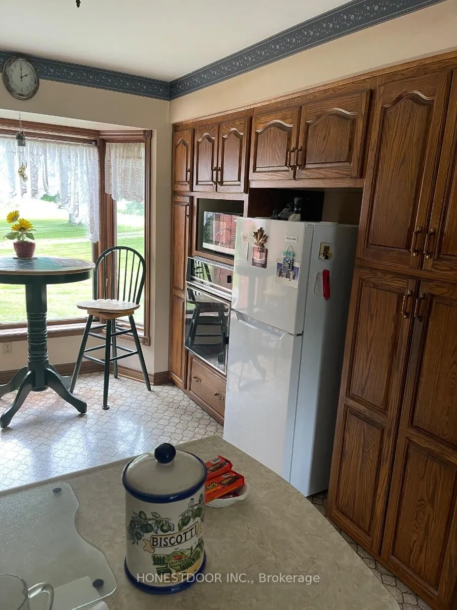 Photo 9 of 21021 Cherry Hill Road, Thames Centre, Rural Thames Centre — HOMEH