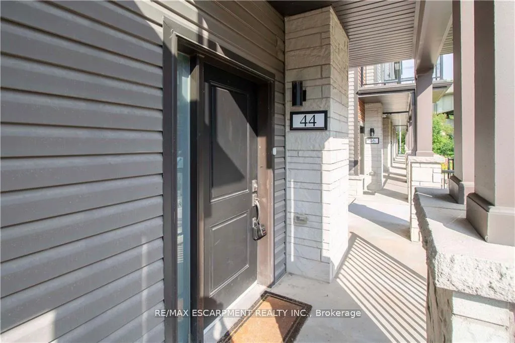 Photo 4 of Unit 44, 2 Willow Street, Brant, Paris — HOMEH
