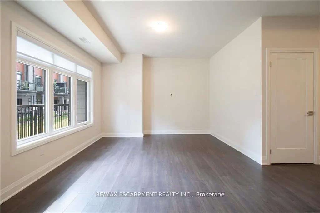 Photo 7 of Unit 44, 2 Willow Street, Brant, Paris — HOMEH