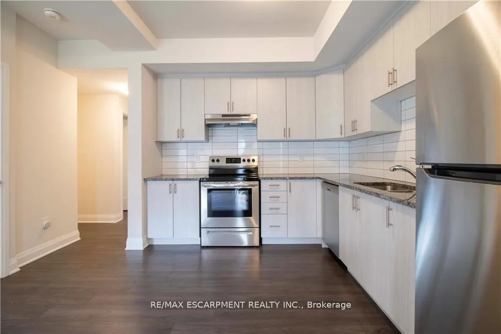 Photo 10 of Unit 44, 2 Willow Street, Brant, Paris — HOMEH