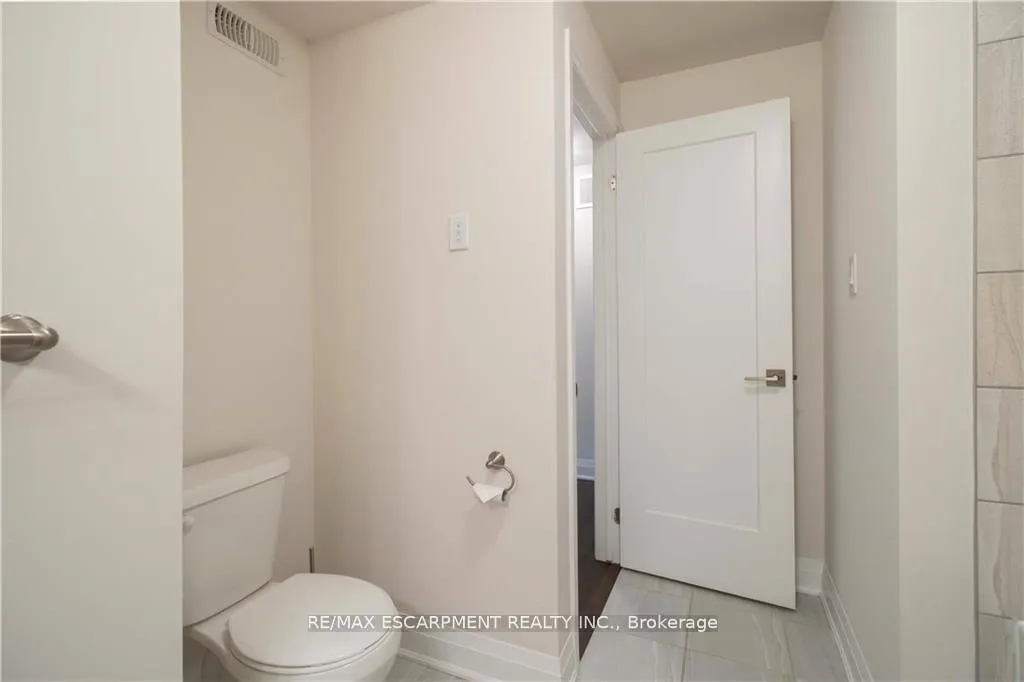 Photo 15 of Unit 44, 2 Willow Street, Brant, Paris — HOMEH