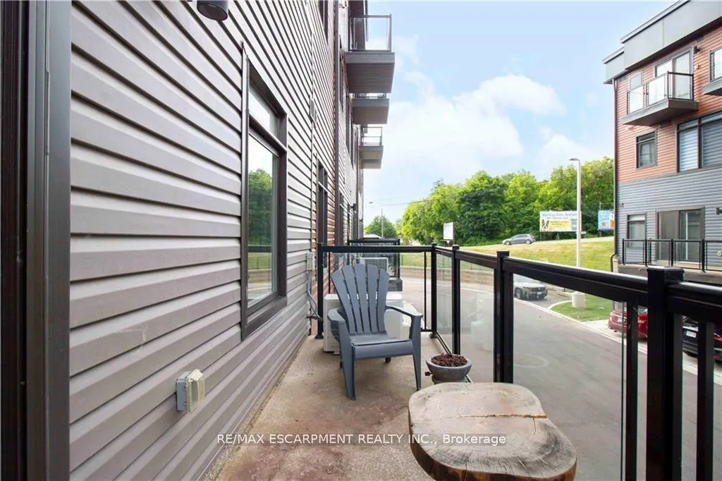 Photo 22 of Unit 44, 2 Willow Street, Brant, Paris — HOMEH
