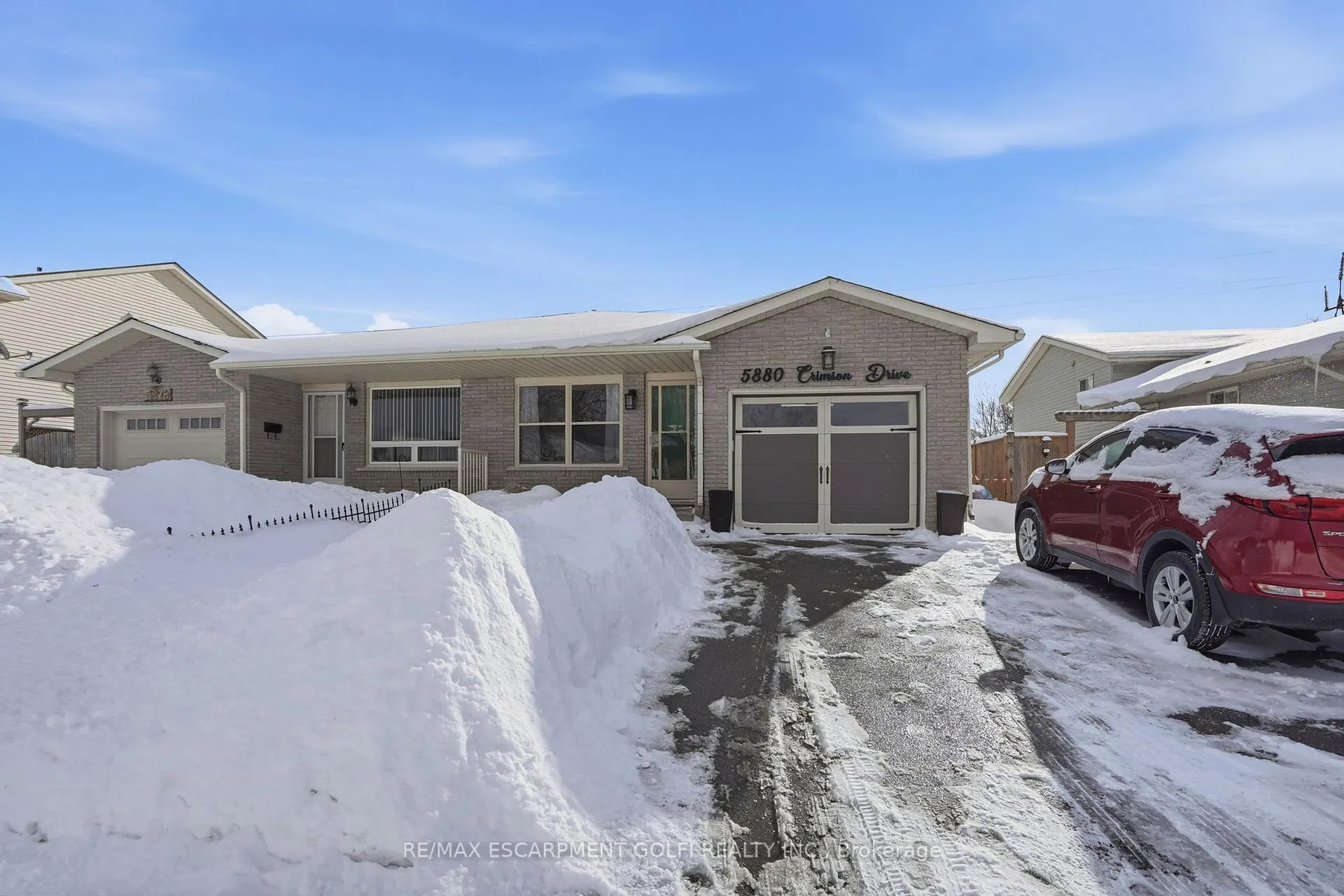 Front of Unit MAIN, 5880 Crimson Drive