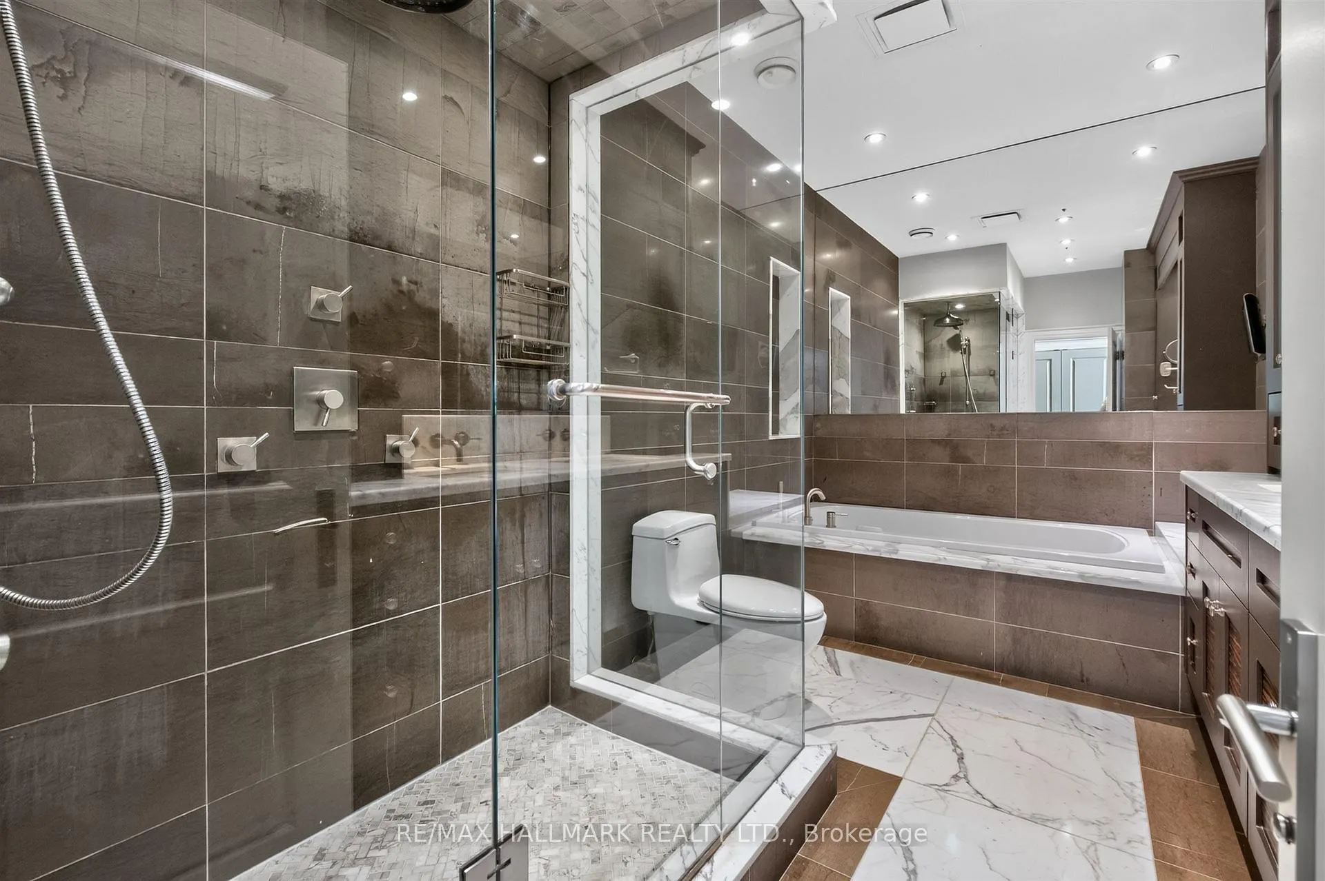 Photo 28 of Unit PH1, 1166 Bay Street, Toronto, Bay Street Corridor — HOMEH