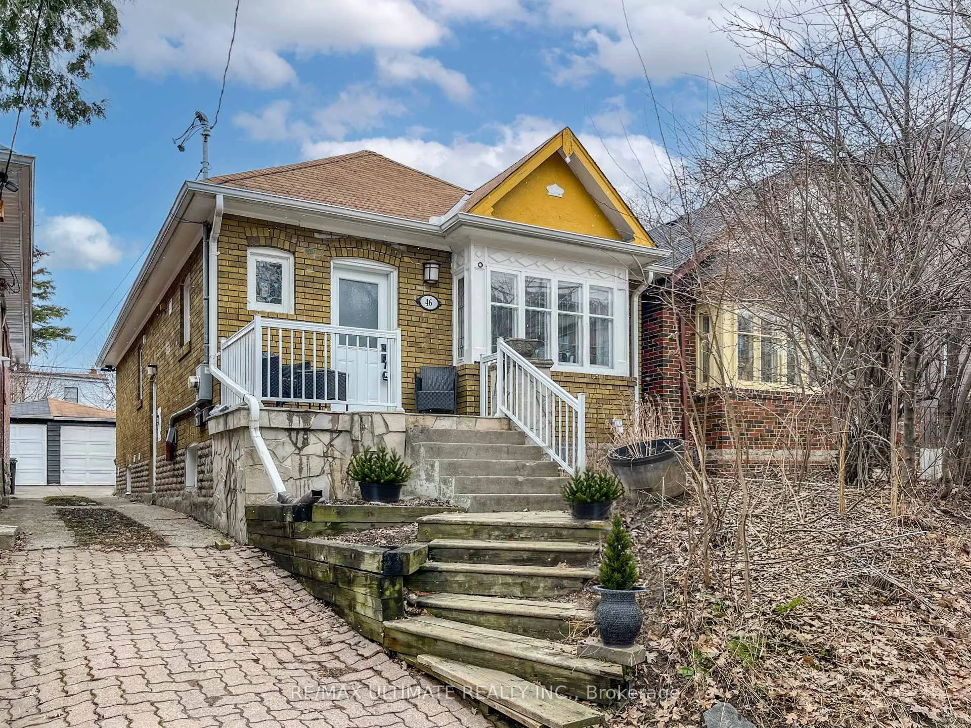Front of Unit Lower, 46 Lorindale Avenue
