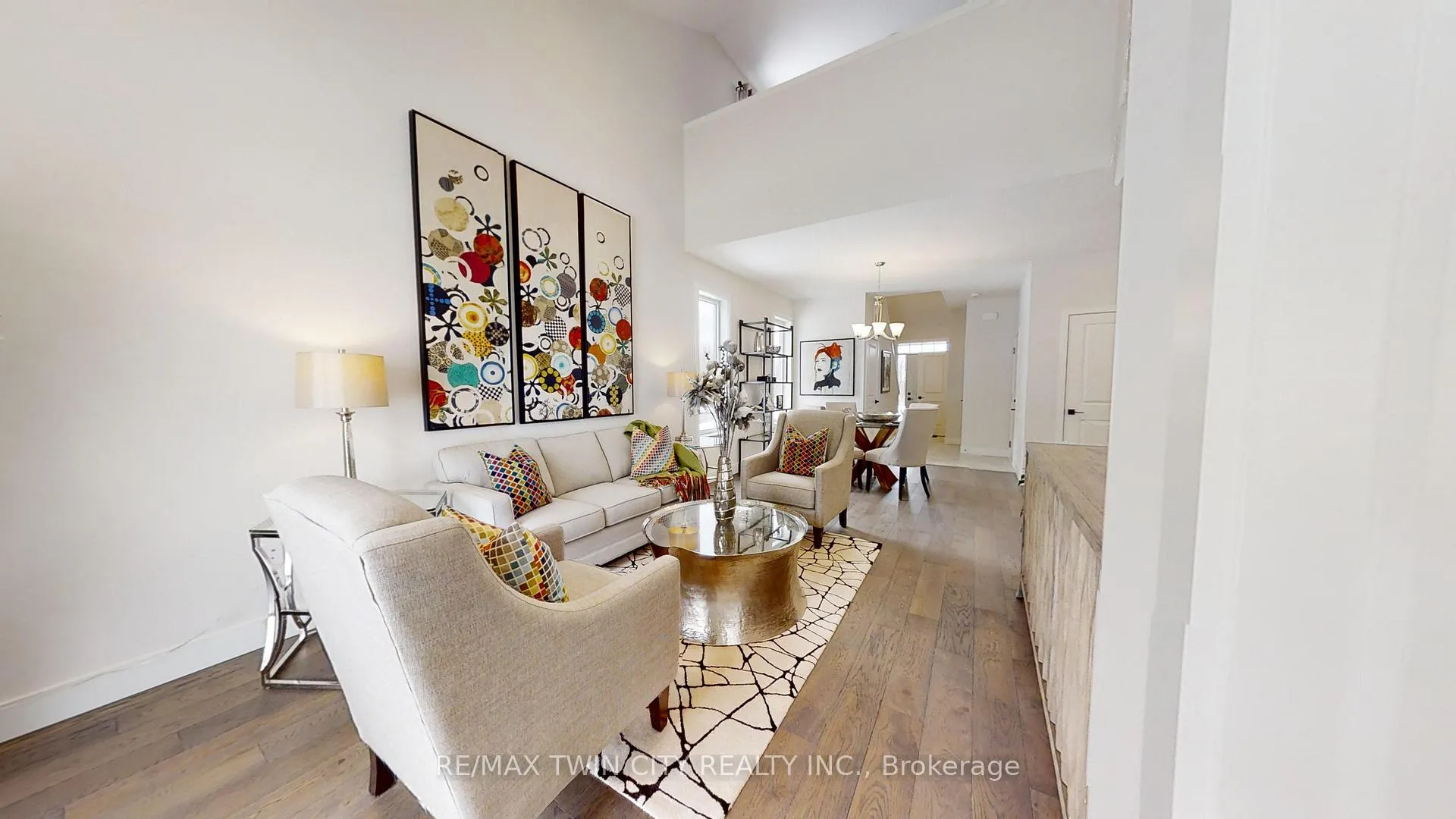 Photo 5 of 1715 Fairfield Road, London, South U — HOMEH