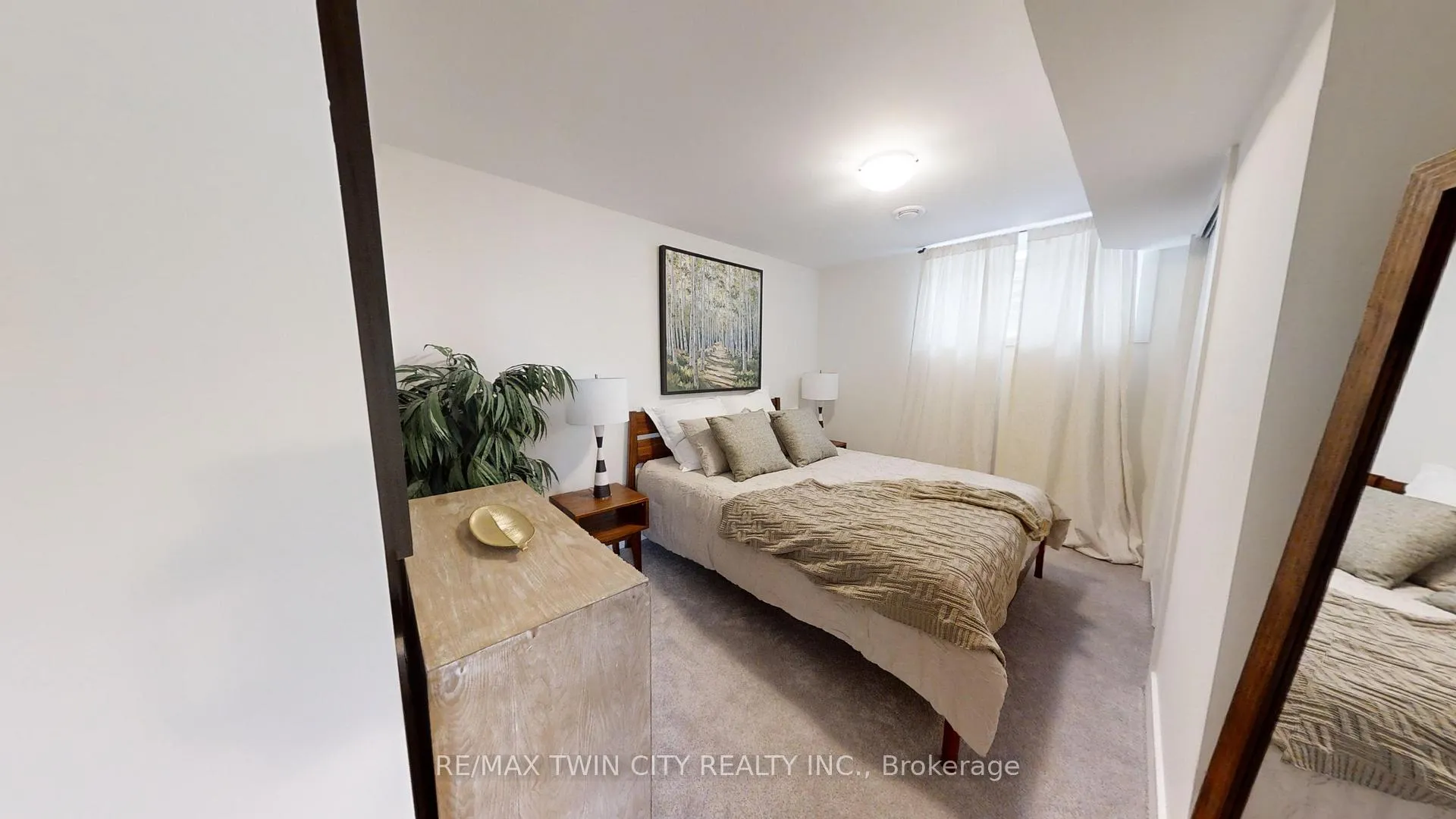 Photo 20 of 1715 Fairfield Road, London, South U — HOMEH