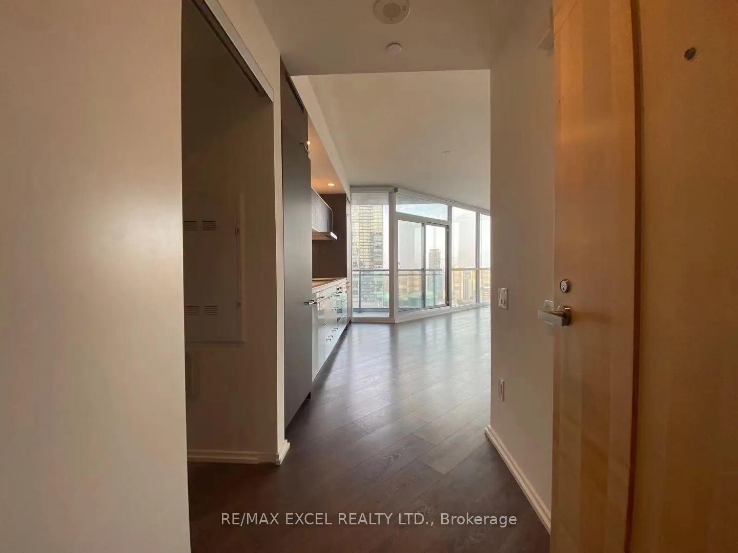 Photo 8 of Unit 3312, 45 Charles Street E, Toronto, Church-Yonge Corridor — HOMEH